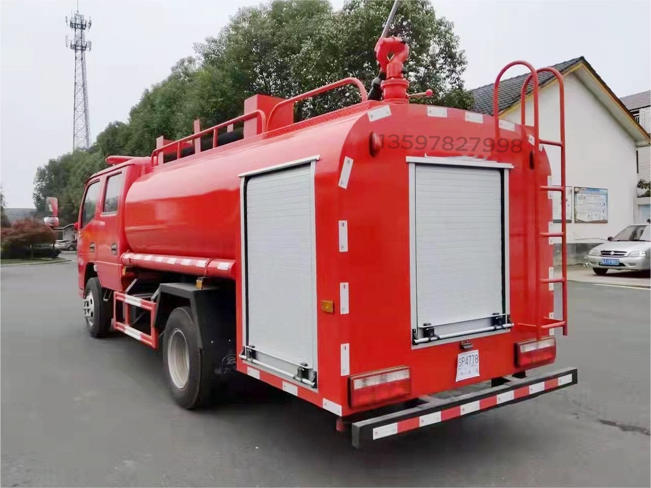 东风双排3.5吨消防洒水车