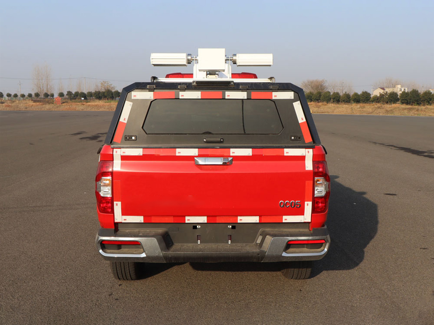 上汽大通抢险救援照明车